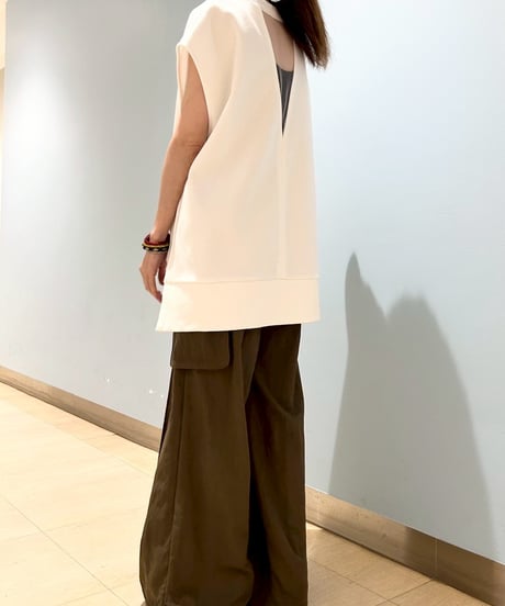 【R2503-HNV871】Sleeveless high neck sweatshirt（1740983）