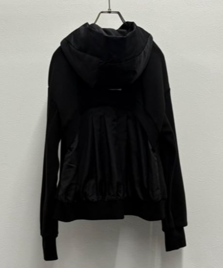 【R2503-BBF900】 Two-tone boa hoodie（1741002）