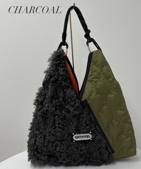 【R2503-FQB40】Triangle fur quilt bag（1740980）