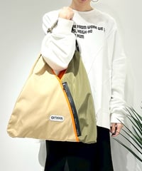 即送 TRIANGLE PROJECT fur bag 即送 TRIANGLE PROJECT fur bag 即送 TRIANGLE PROJECT fur bag