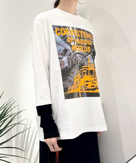 訳あり新品 RISLEY リズレー 半袖 Tシャツ ホワイト 肩出し フリンジ 訳あり新品 RISLEY リズレー 半袖 Tシャツ ホワイト 肩出し