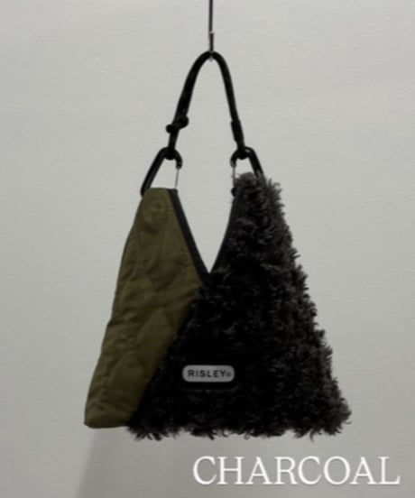 【R2503-FQB45】Triangle fur quilt mini bag（1740985）