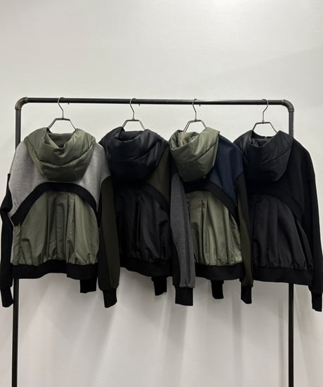 【R2503-BBF900】 Two-tone boa hoodie（1741002）
