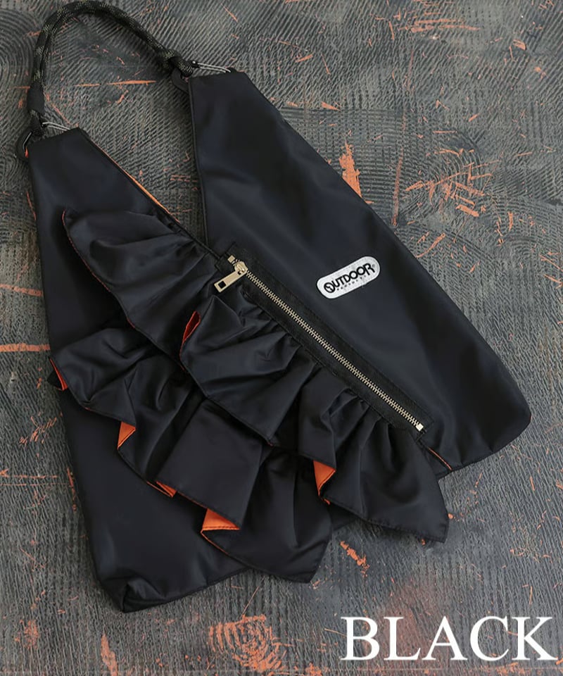 【超美品】【Plage】 TRIANGLE SEREIS POUCH バッグ 超美品】【Plage】 TRIANGLE SEREIS POUCH バッグ