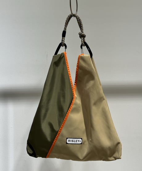 【R2501-TBG34】Triangle bag (1740905)