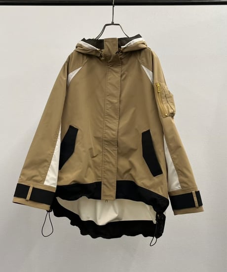 【R2601-MPK754】　Hooded outdoor jacket  (1740871)