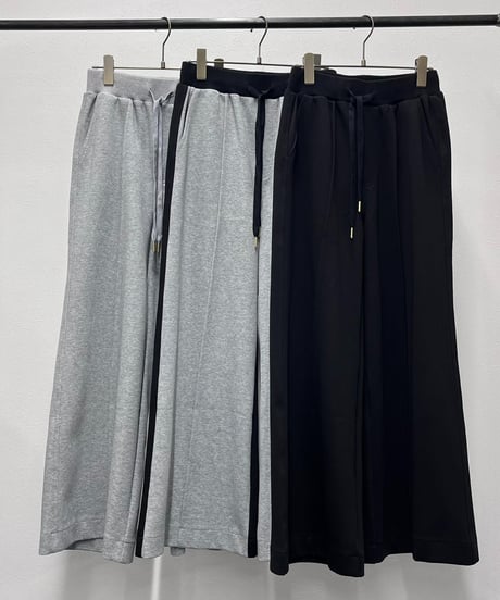 【R2603-SPT816】 Sweat wide pants (1741132）