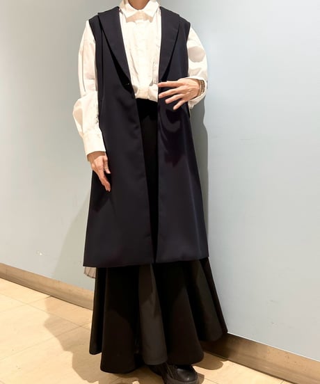 【R2501ｰBTG786】Back pleated tailored collar gilet (1740891)