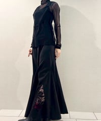 【R2601-SCS1001】 Sheer mock neck top (1741093）