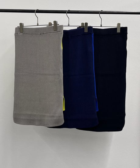 【R2503-BSK940】 Bicolor knit skirt (1741041)