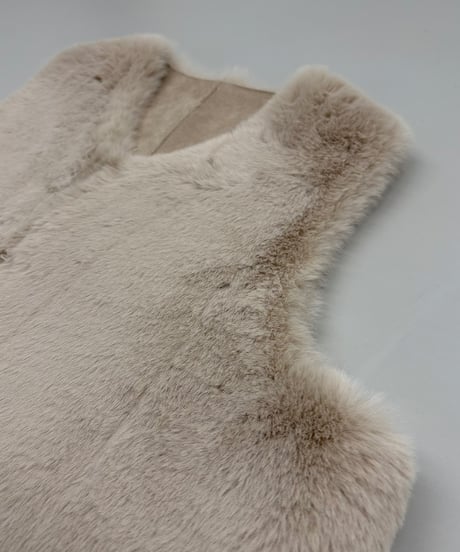 【R2503-RFV837】Faux rabbit fur vest（1680050）