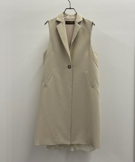 【R2501ｰBTG786】Back pleated tailored collar gilet (1740891)