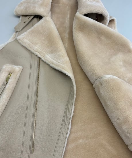 【R2503-BFV857】　Bomber fur vest（1680053）