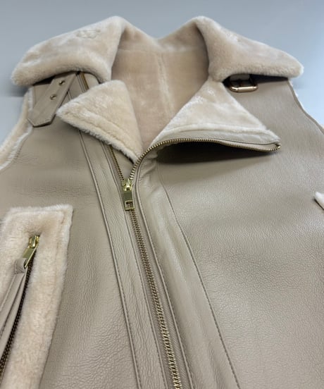【R2503-BFV857】　Bomber fur vest（1680053）