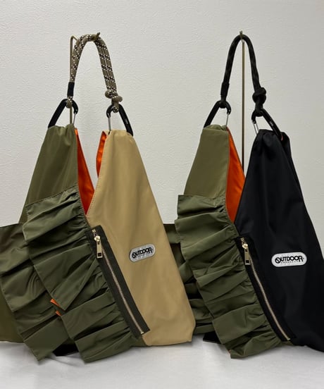 【R2501-TFB43】Bicolot triangle bag with frills (1740976)