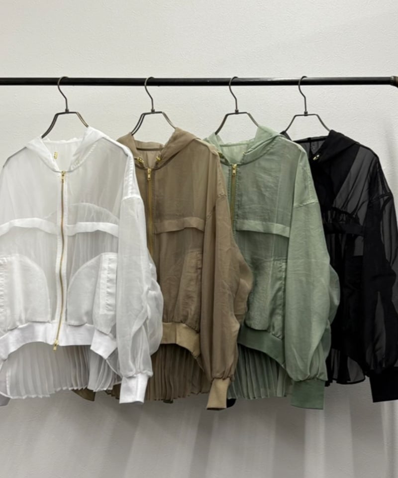 RISLEY Back pleats blouson シアー ブラック 近年 back emb shirring sleeve blouson – BUNNY APARTMENT