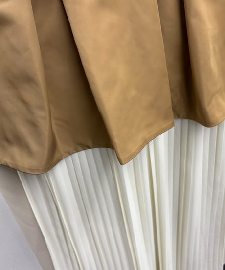 【R2501ｰBTG786】Back pleated tailored collar gilet (1740891)