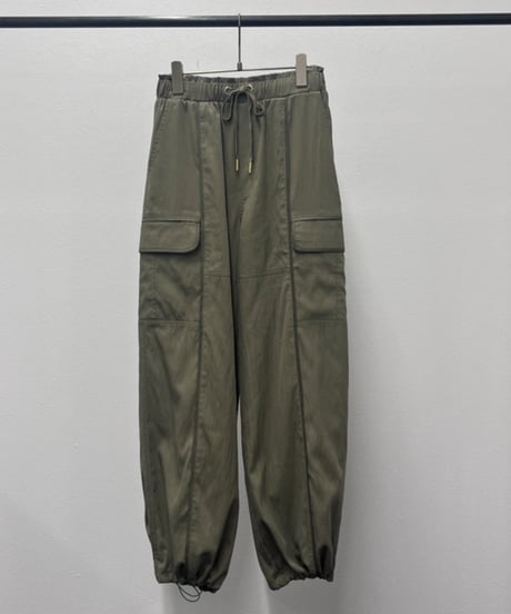 【R2601-CPT935】 Wide cargo pants（1741049）