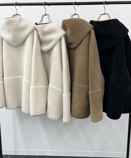 【R2303-RBP527】Reversible boa hoodie (1680026)