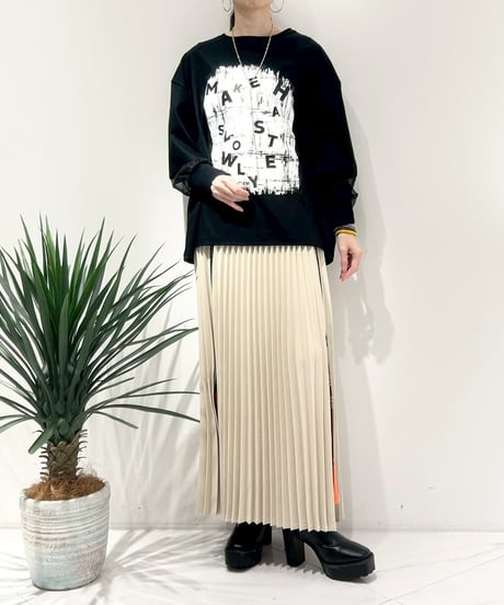 【R2601-BLT925】 Big logo long t-shirt（1741027）