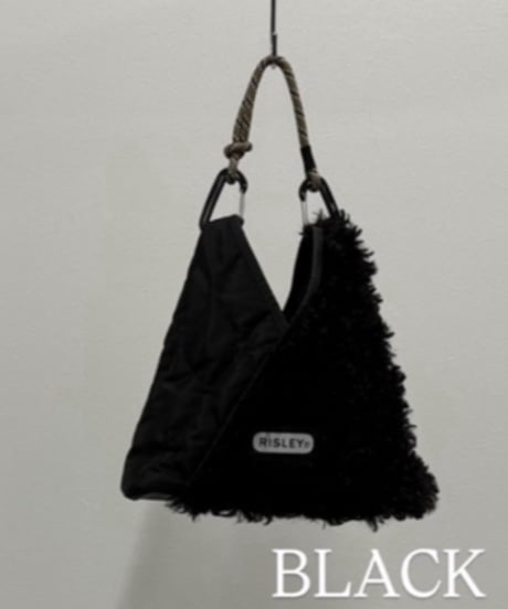 【R2503-FQB45】Triangle fur quilt mini bag（1740985）