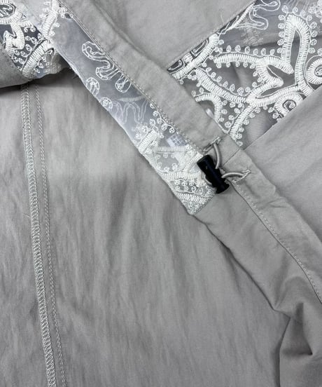 【R2603-NRJ1052】 Sleeveless lace jacket (1741136）