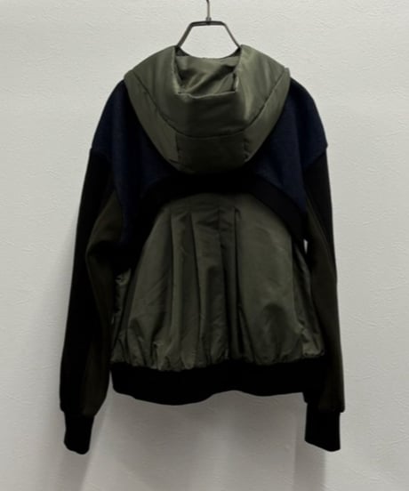 【R2503-BBF900】 Two-tone boa hoodie（1741002）