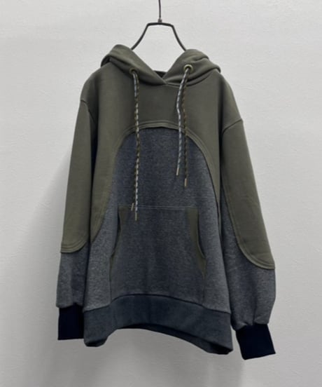 【R2503-BLF902】 Back logo hoodie（1740999）