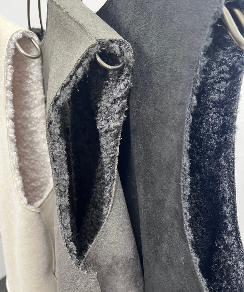 フォクシー デイジーリン Love Fur Vest リバーシブル フォクシー デイジーリン Love Fur Vest リバーシブル - メルカリ