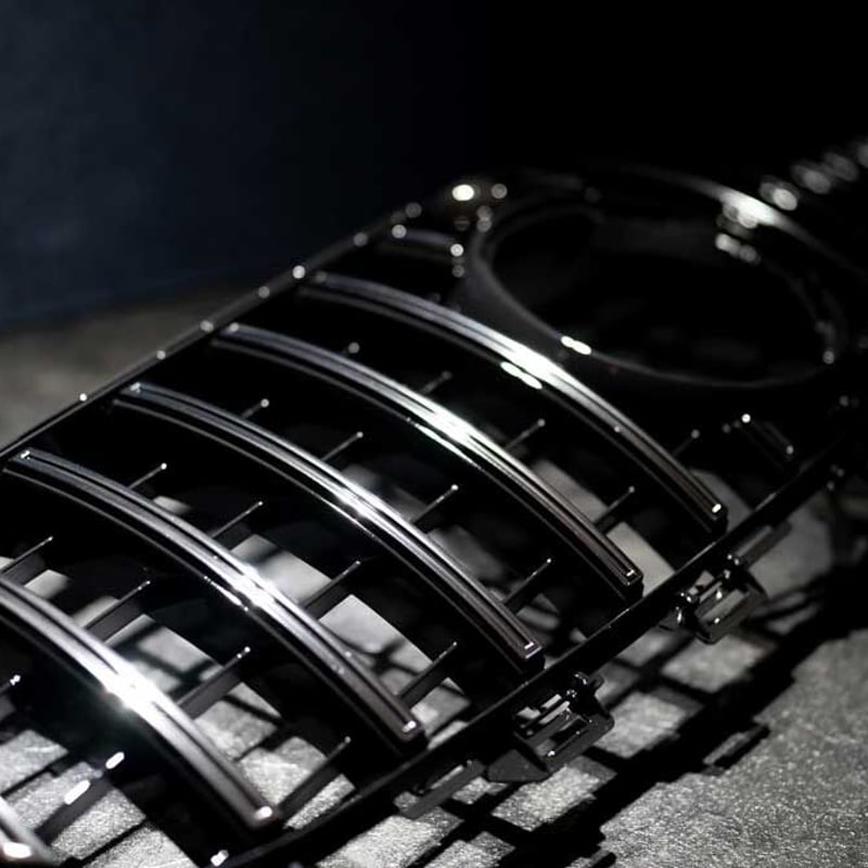 W213 パナメリカーナグリル W213前期 Eクラス用パナメリカーナグリル（Chrome・Black
