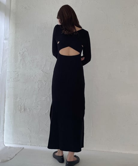 【予約】Back cross knit one-piece