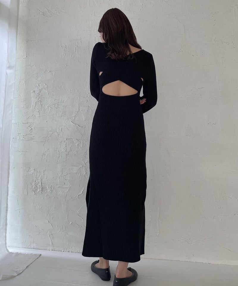 Back cross knit one-piece | Ermé
