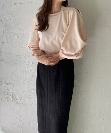 Shoulder slit over cutsew