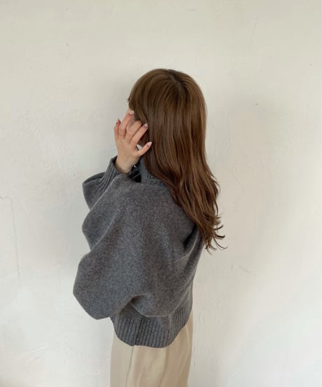 Back twist layered knit