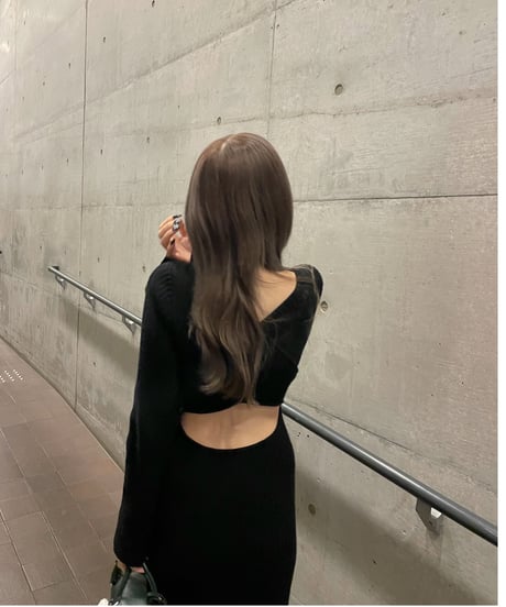 【予約】Back cross knit one-piece