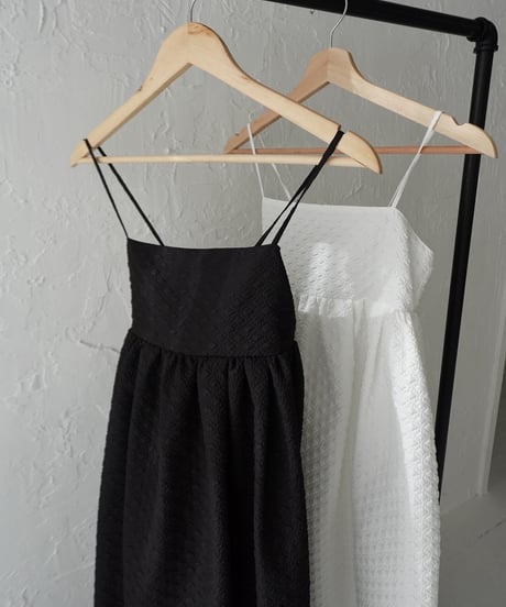 Emboss cami one-piece