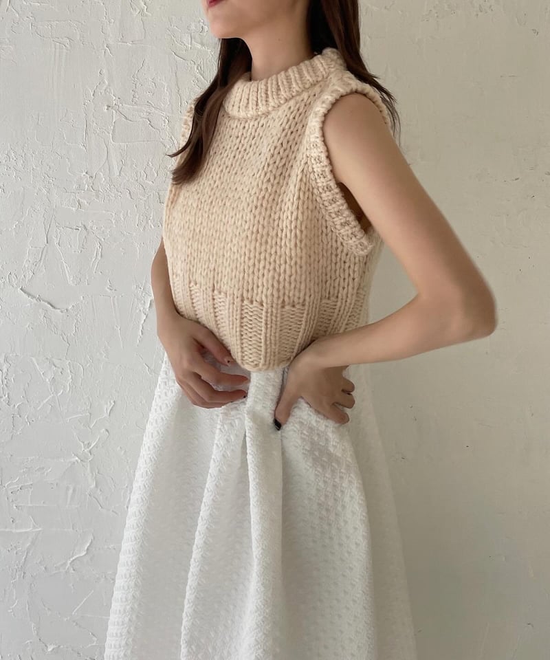 Hand made knit vest | Ermé
