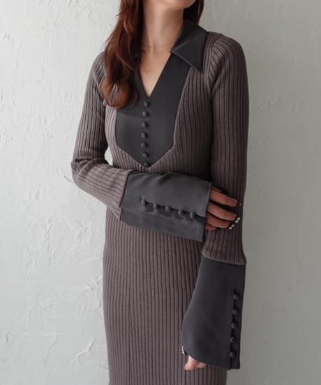 Bi-color knit one-piece
