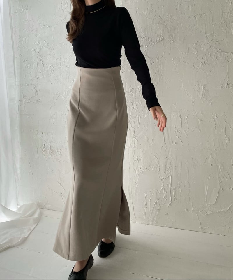 erme  Side slit mermaid skirt