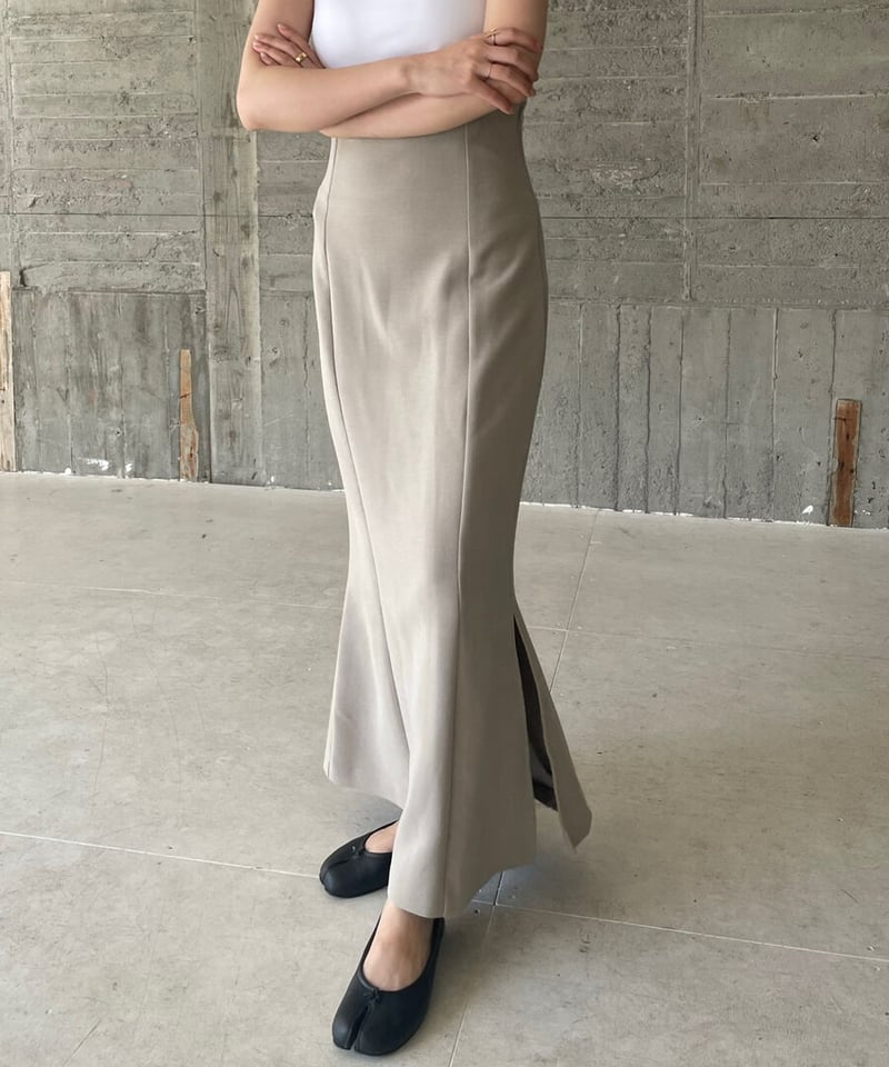 erme  Side slit mermaid skirt