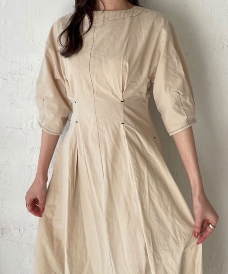 Puff sleeve stitch one-piece