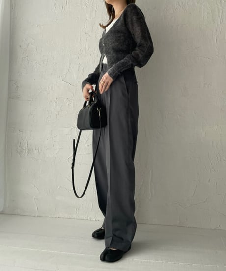 Wide tuck pants