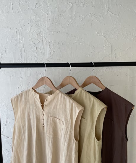 French sleeve linen one-piece