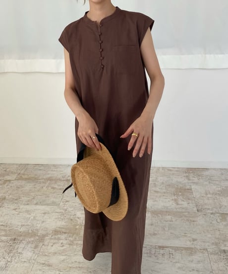 French sleeve linen one-piece