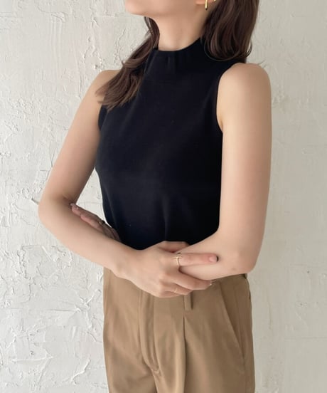 High neck nosleeve knit | Ermé High neck nosleeve knit | Ermé