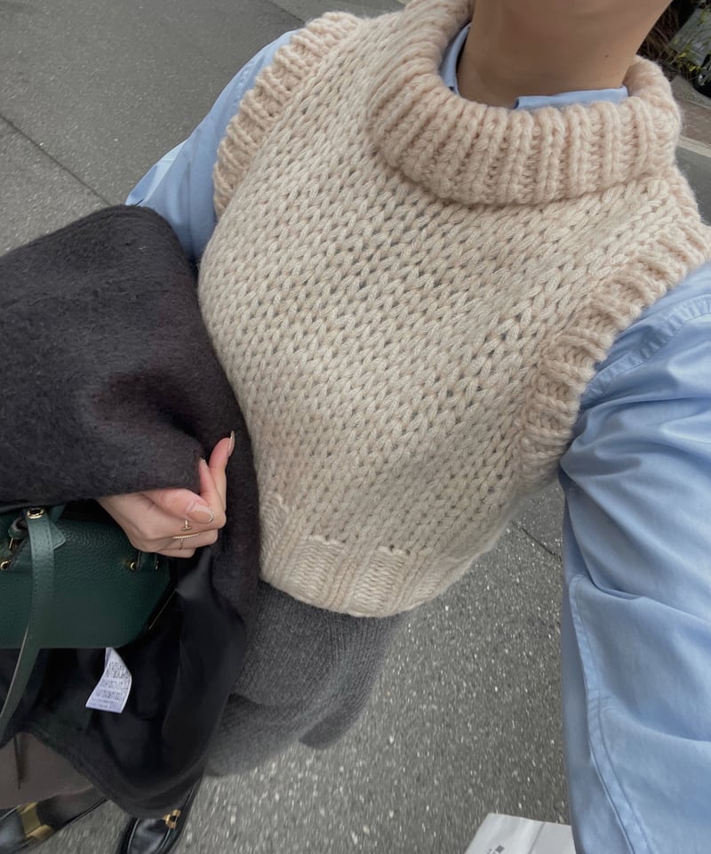 Hand made knit vest | Ermé