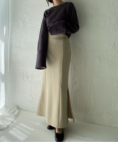 Side slit mermaid skirt