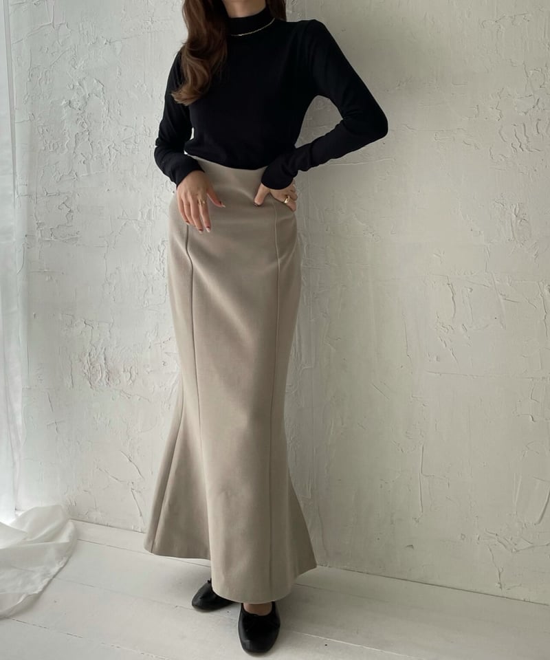 Side slit mermaid skirt | Ermé