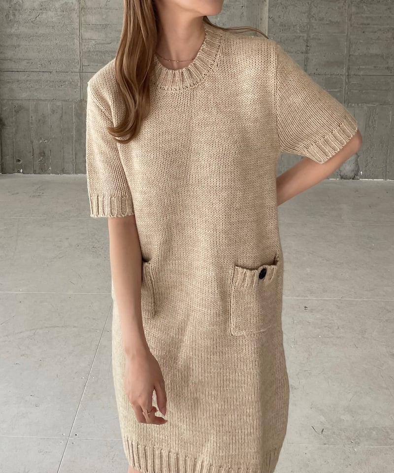 新品 未使用 ❣️ アナイ　ウールカタアゼペプラムニット　ワンピース グレージュ セール】半袖バイカラーセミフレアニットワンピース(ペチ