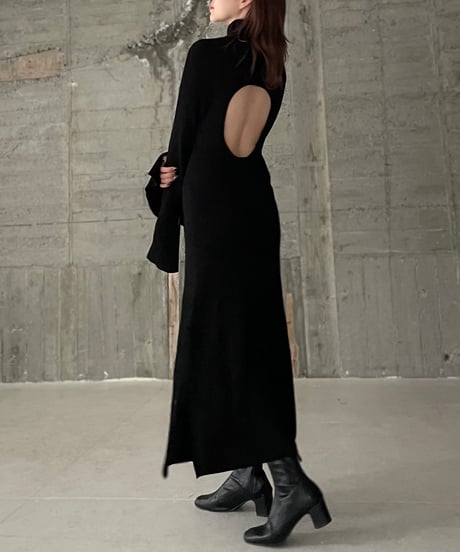 Back open knit one-piece